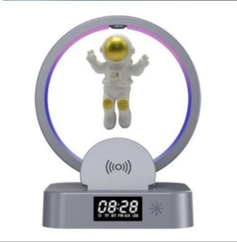 Magnetic Bluetooth Astronaut Speaker