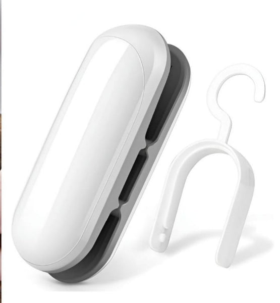 Compact Plastic Sealer and Cutter