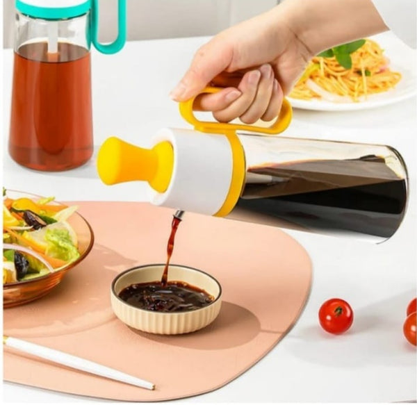 Flow Control Dispenser with Brush