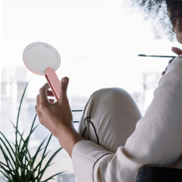 Handheld LED Make-Up Mirror