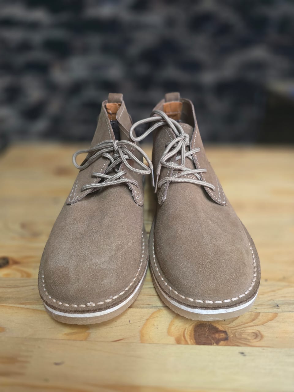 Hunter Lace Up - Suede