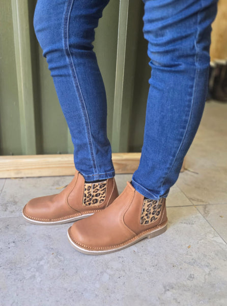 Ladies Genuine Leather Slip On