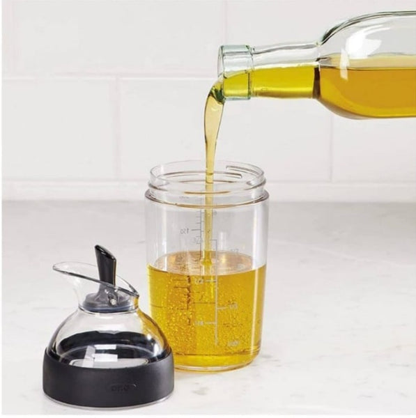 Salad Dressing Shaker